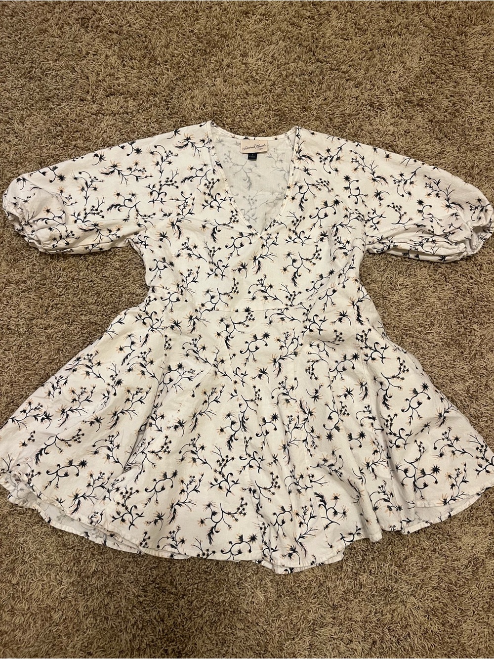 Universal Thread White Dress with Navy Floral Print